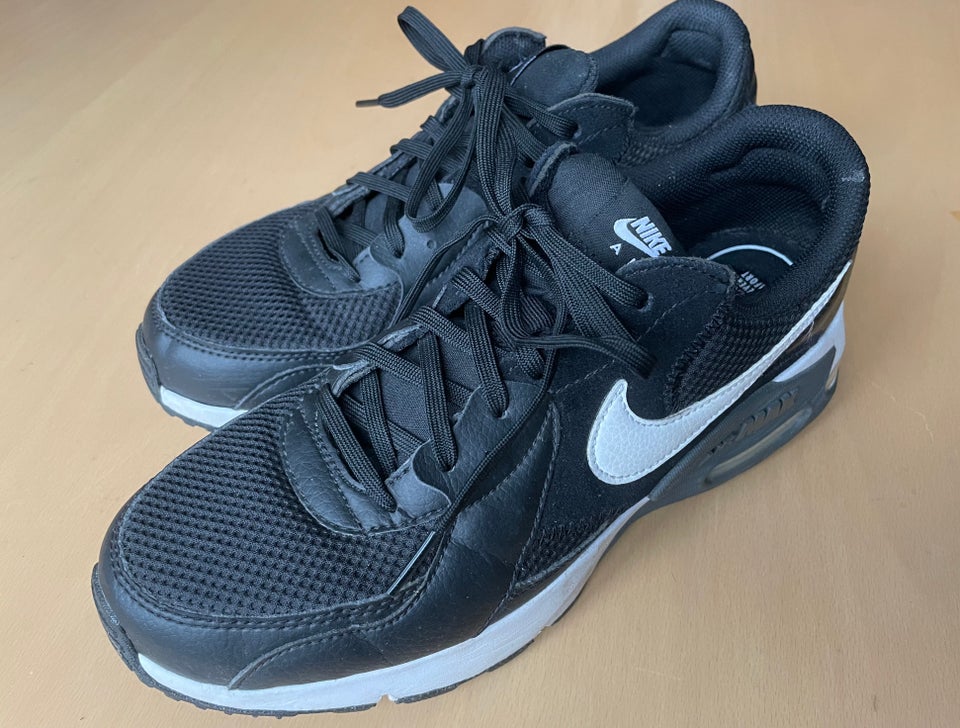 Sneakers, str. 42, Nike