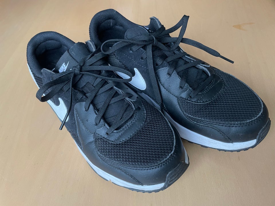 Sneakers, str. 42, Nike