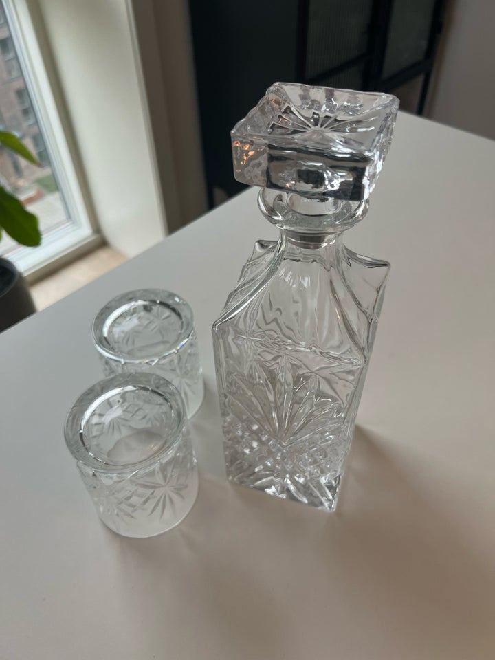 Glas, Krystalglas karaffel