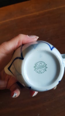 Porcelæn Harlekin flødekande