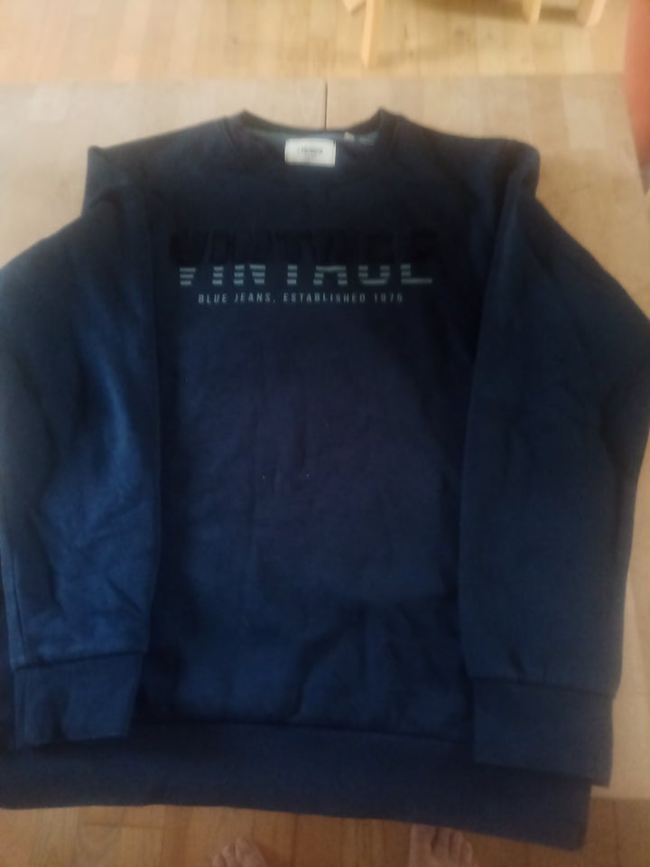 Sweatshirt, Product, str. M