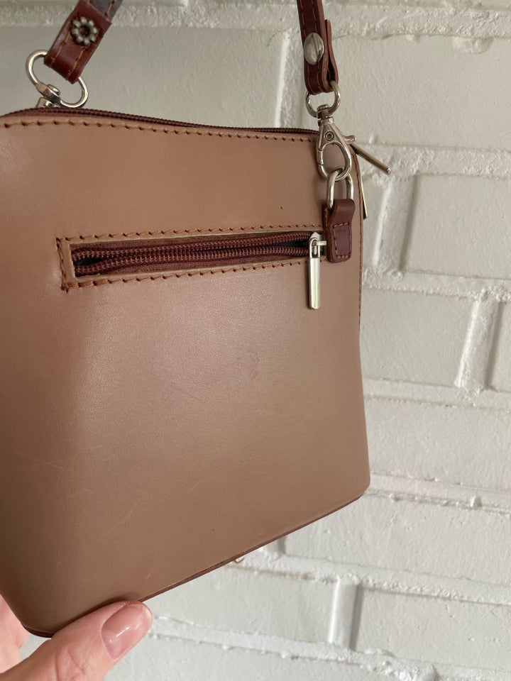 Crossbody, Vera Pelle