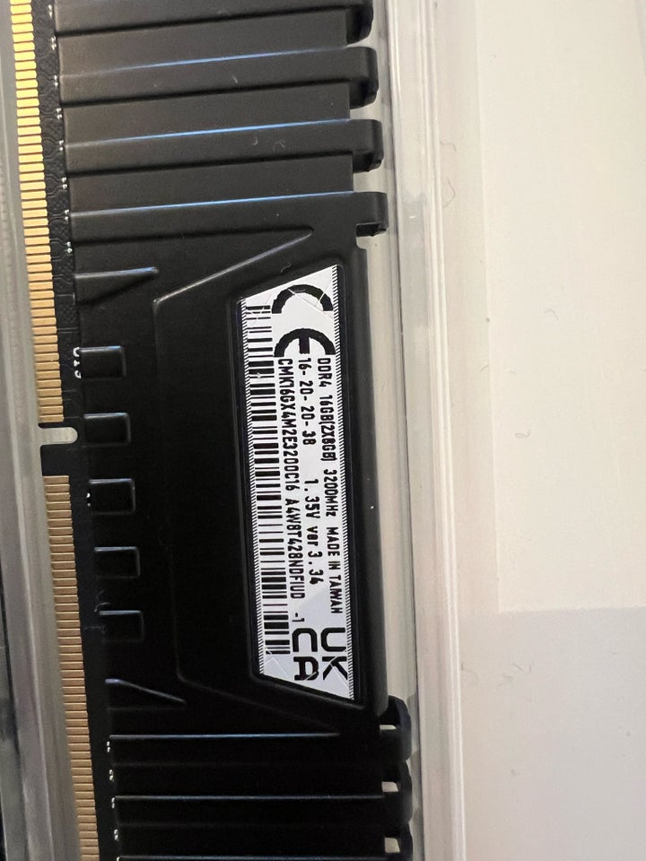 Corsair, DDR4 SDRAM