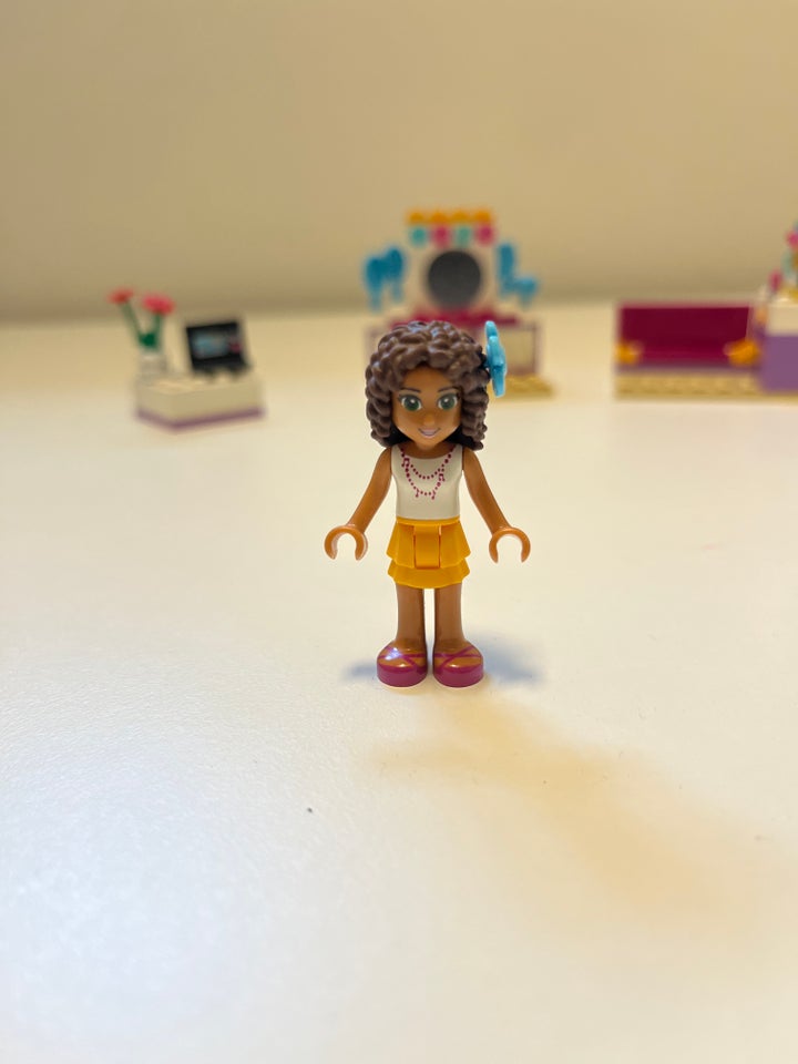 Lego Friends Andres værelse model