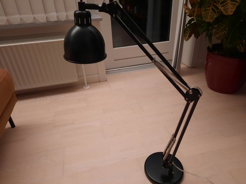 Arkitektlampe, Job lampe