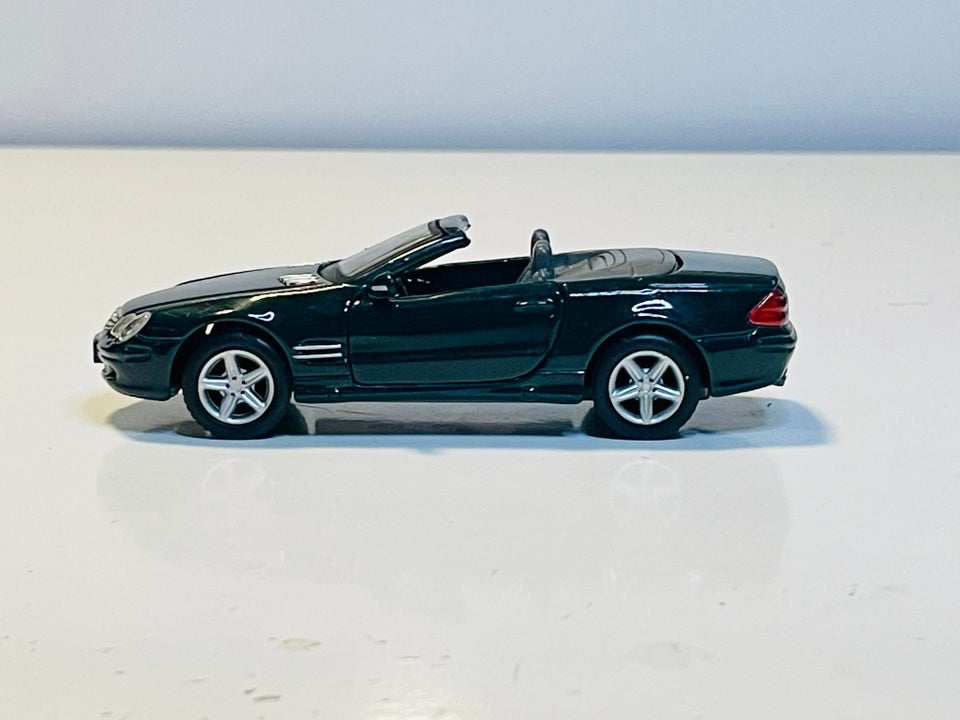 Modelbil, Maisto Mercedes-Benz