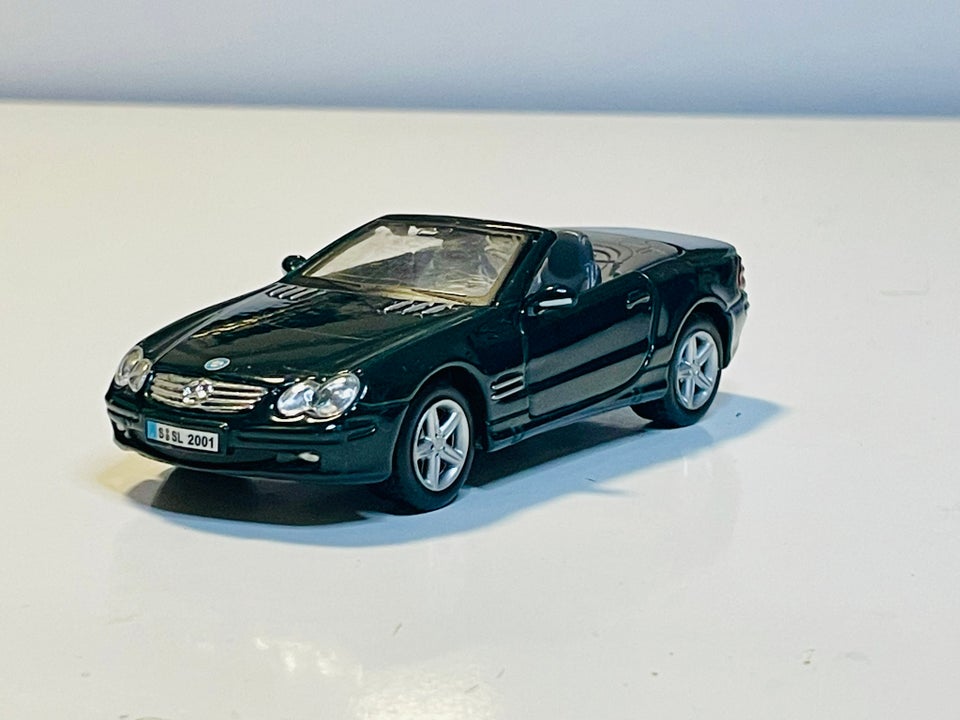 Modelbil, Maisto Mercedes-Benz