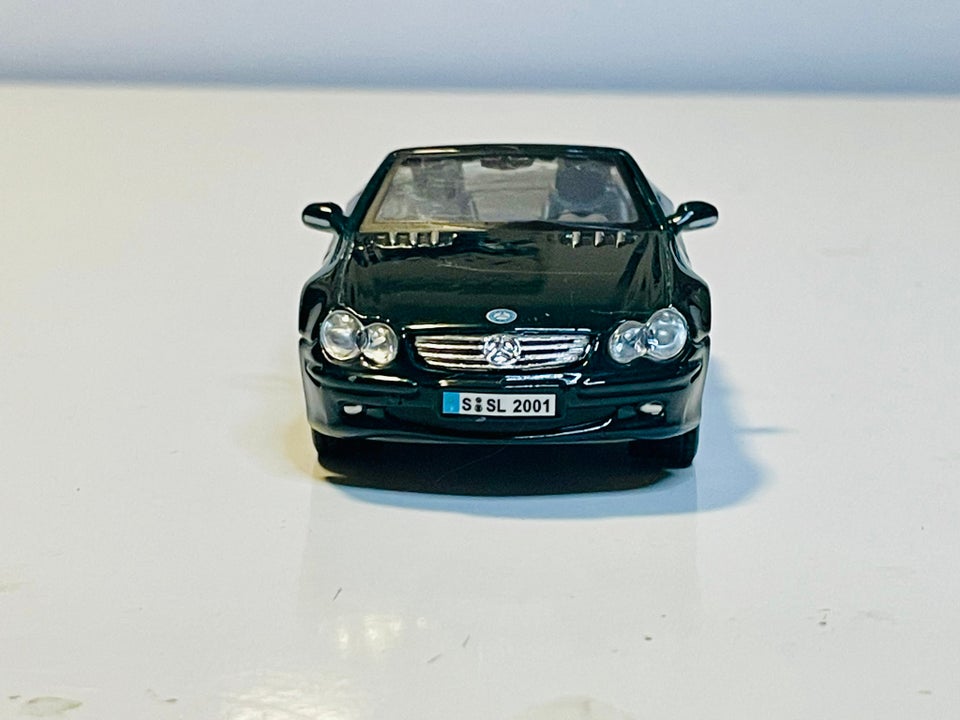 Modelbil, Maisto Mercedes-Benz