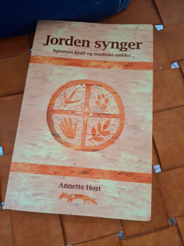 Jorden synger, Annette Høst, emne: