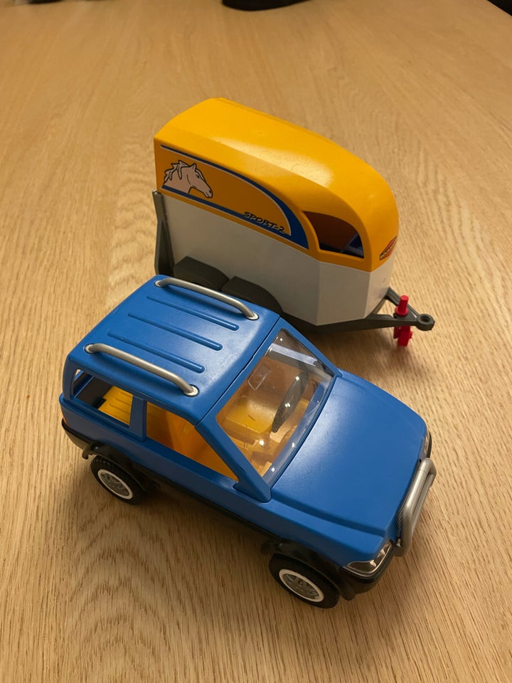 Playmobil, Bil med hestetrailer,