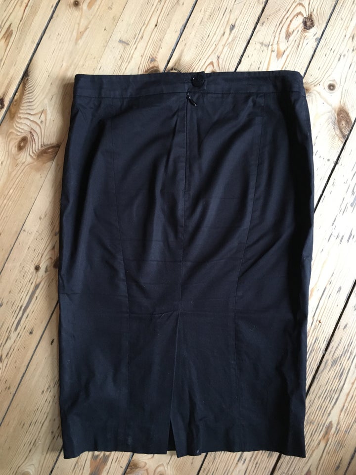 Klassisk pencil skirt, str. 34,