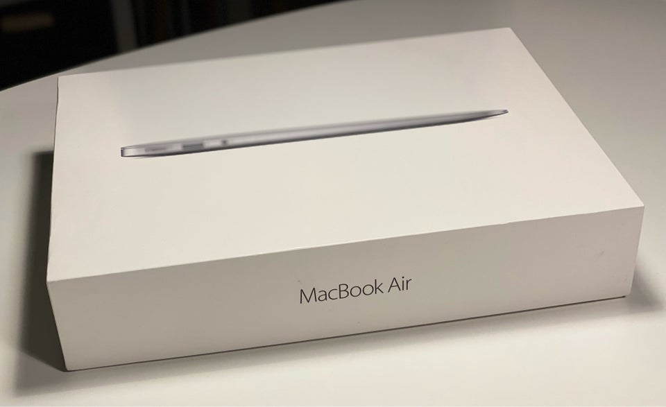 MacBook Air 2015 Intel i 5/20 GHz