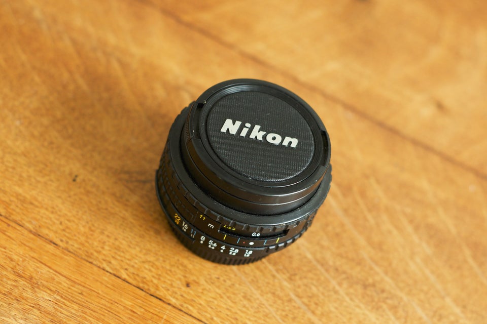 Prime Nikon Series E 50mm 1:18