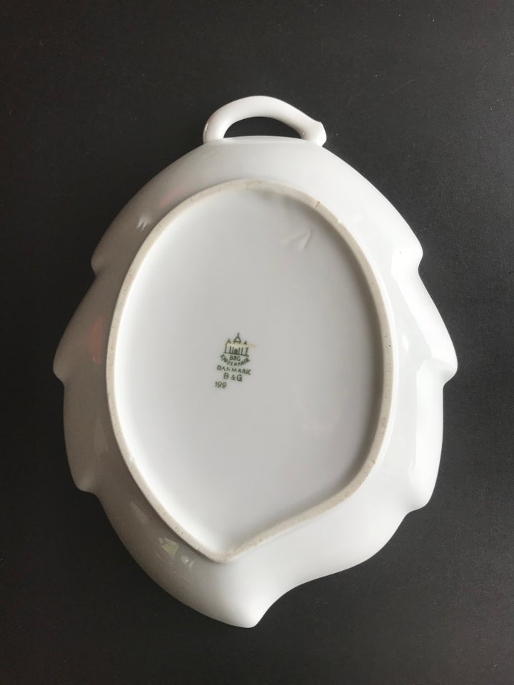 Porcelæn, Bladformet kagefad /