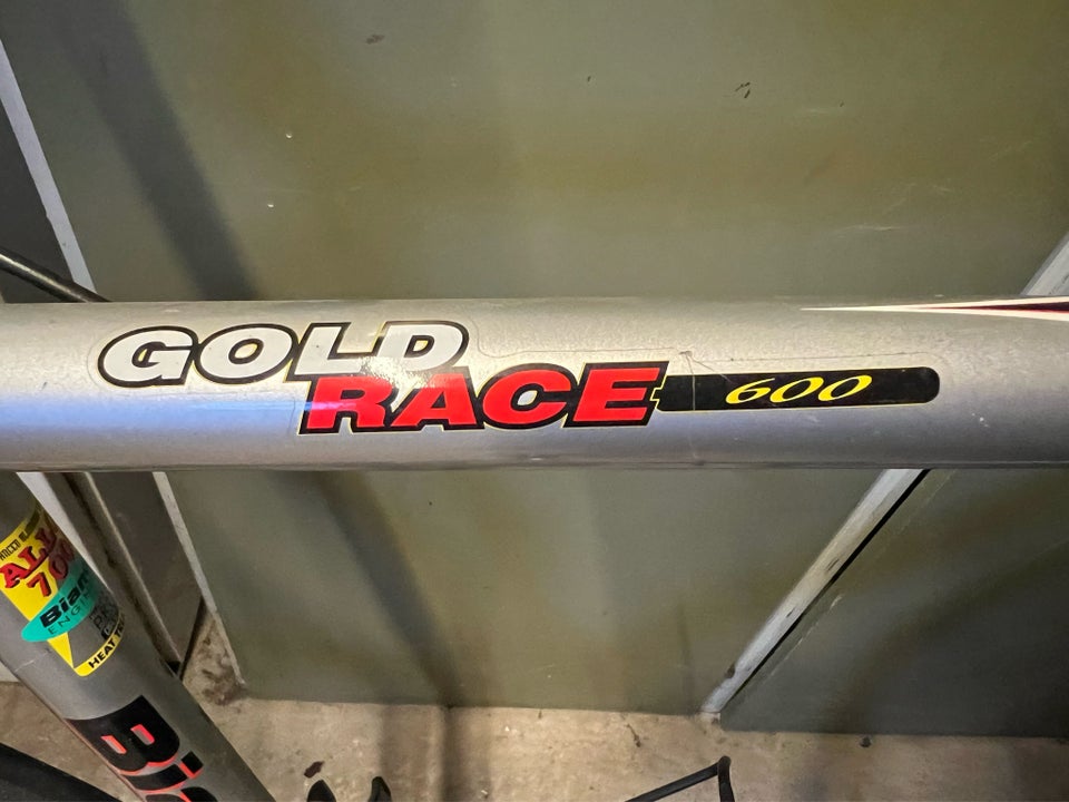 Herreracer, Bianchi Gold Race 600,