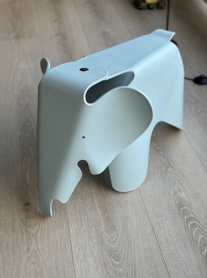 Skammel, Eames STOR elefant