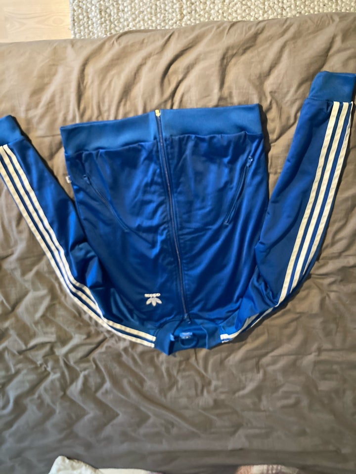 Blandet tøj, Adidas, str. Small