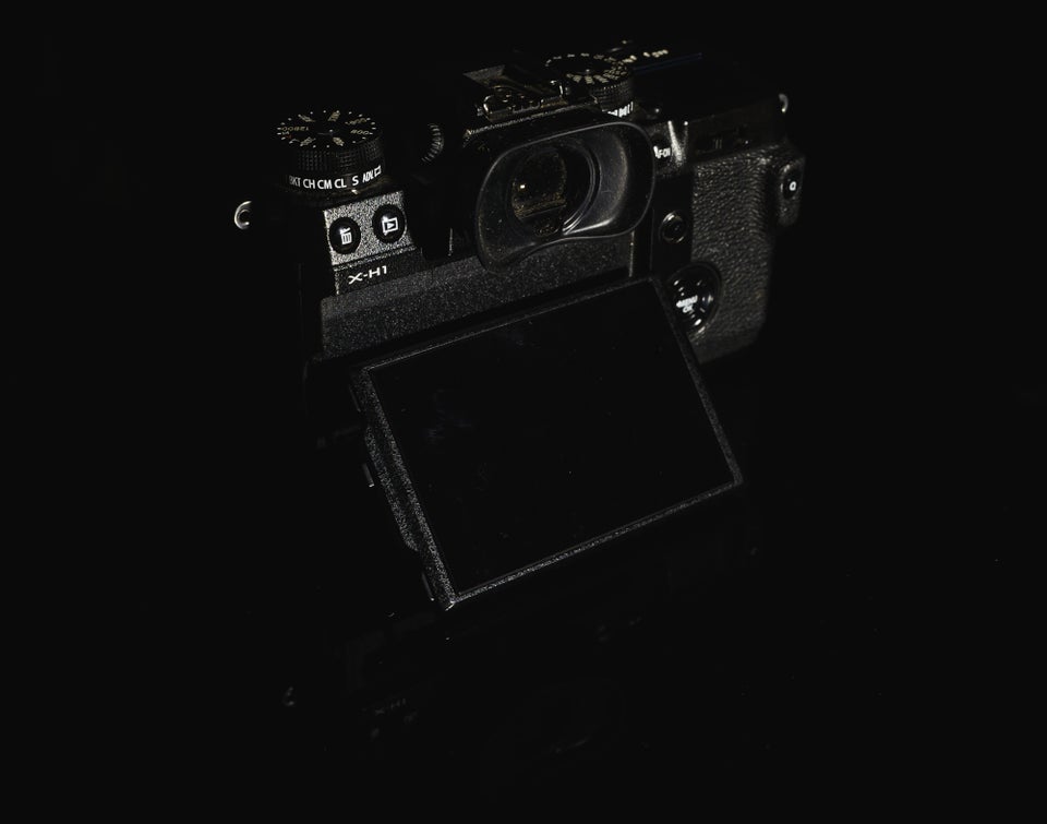 Fujifilm, X-H1, 24.3 megapixels