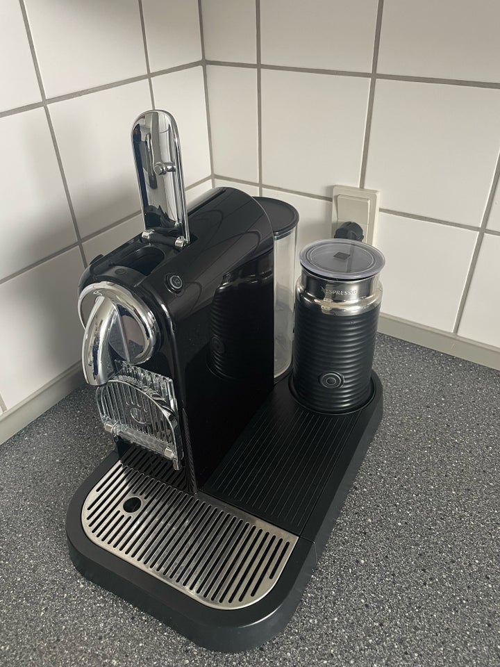 Nespresso Citiz Type D121,