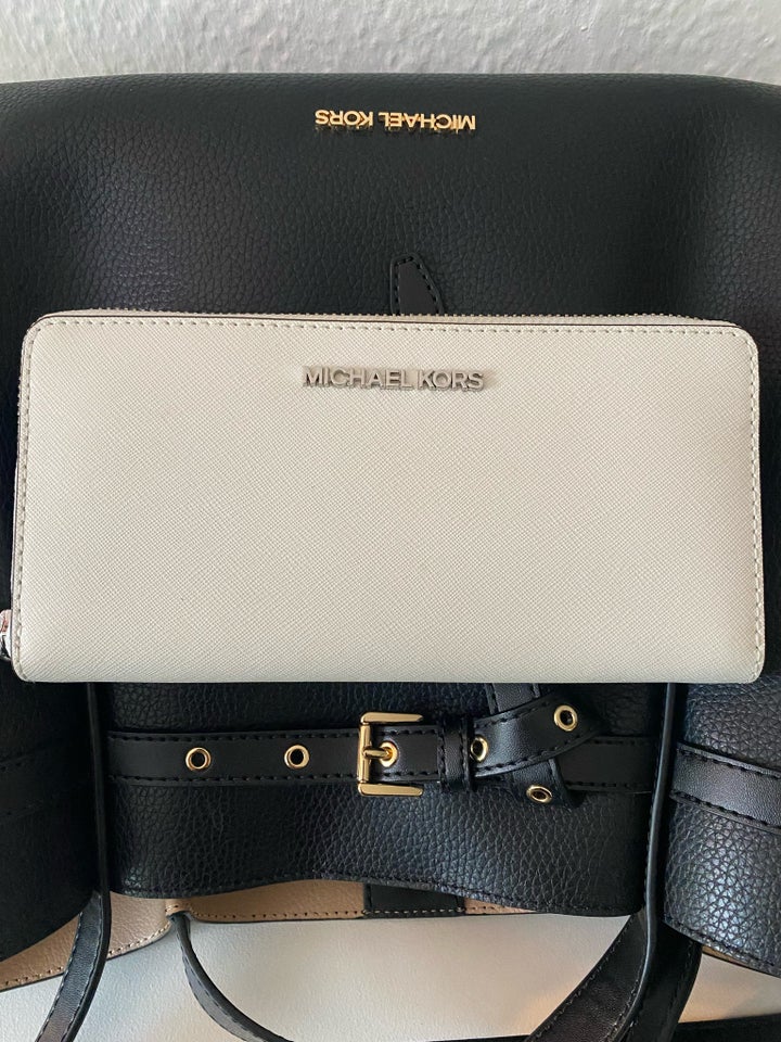 Pung, Michael Kors