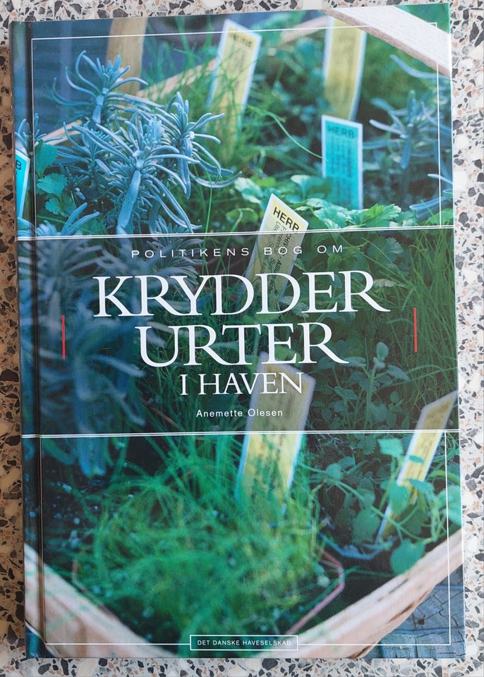 Krydderurter i haven, emne: hus og