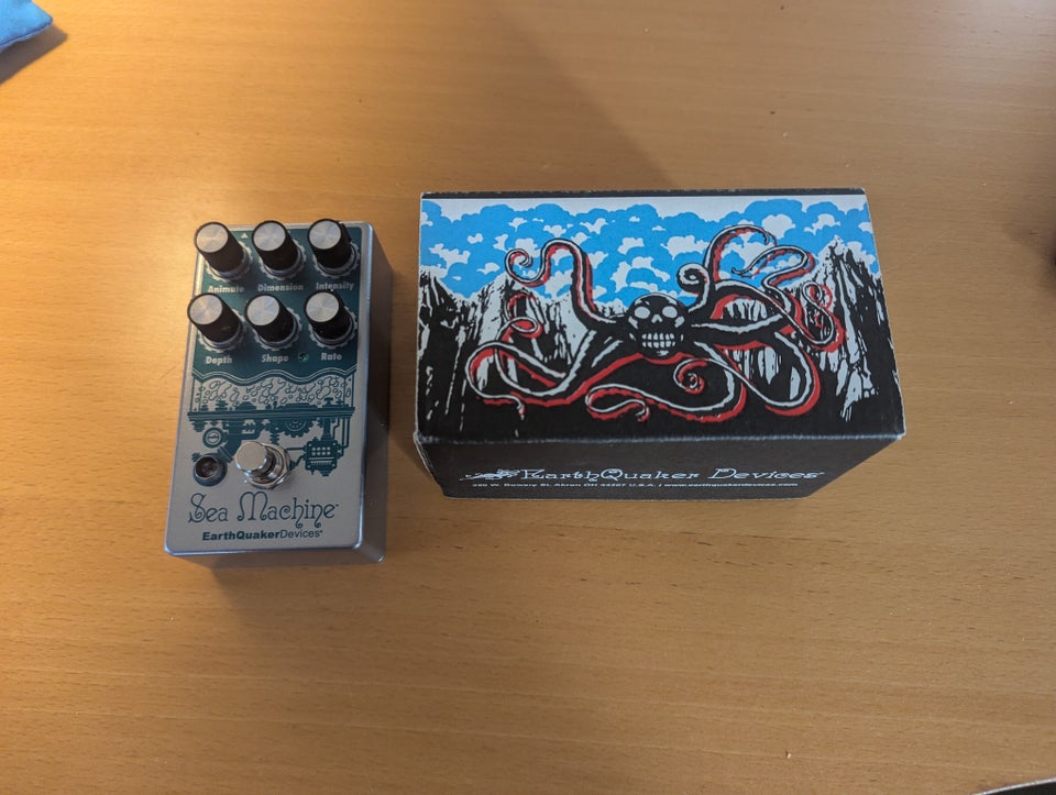 EarthQuaker Devices Sea Machine