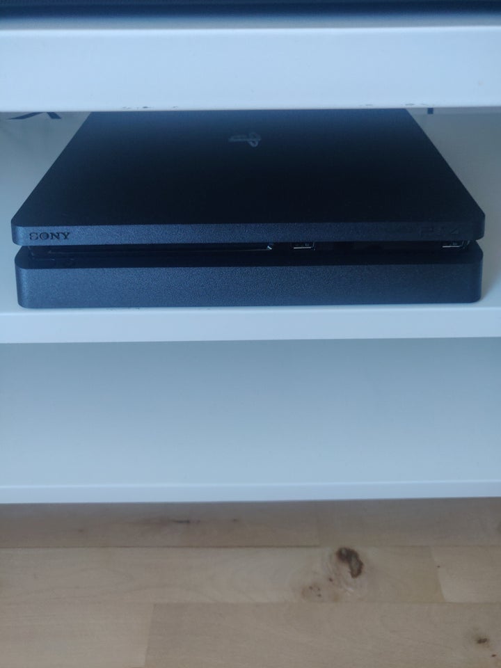 Playstation 4 Slim Perfekt