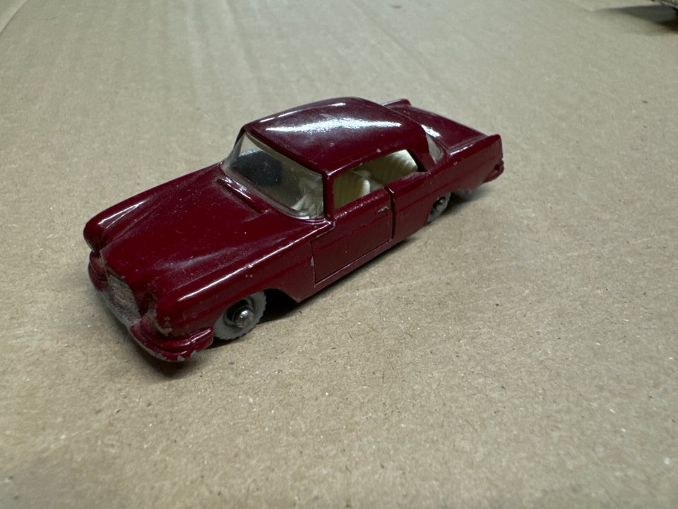 Modelbil, Mercedes 220 SE