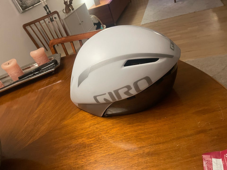 Cykelhjelm, Giro Aerohead visir