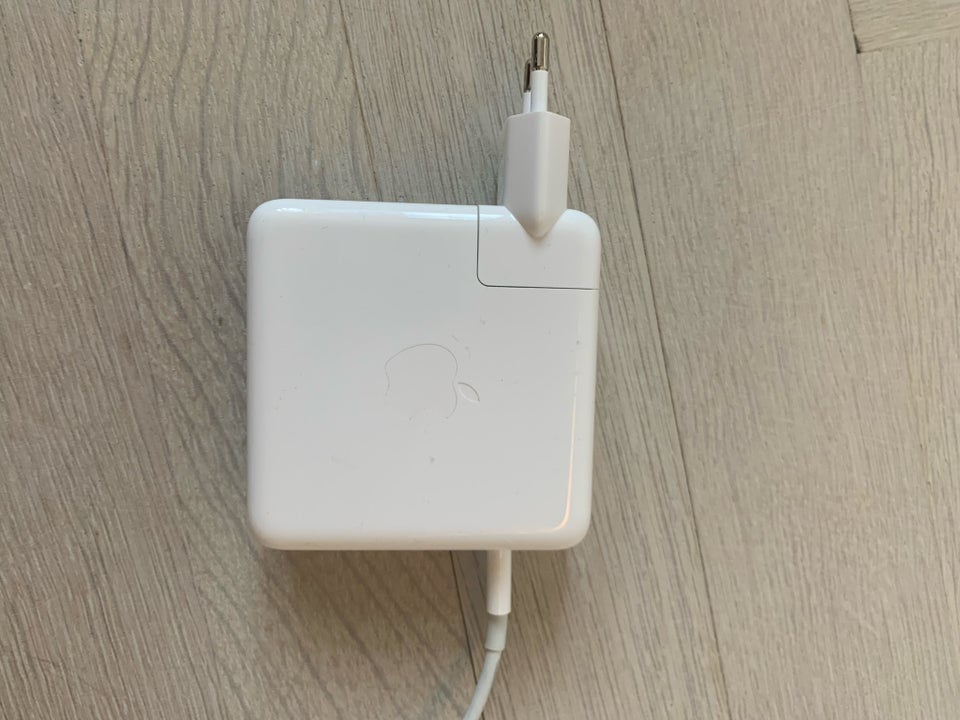 Adapter, Apple