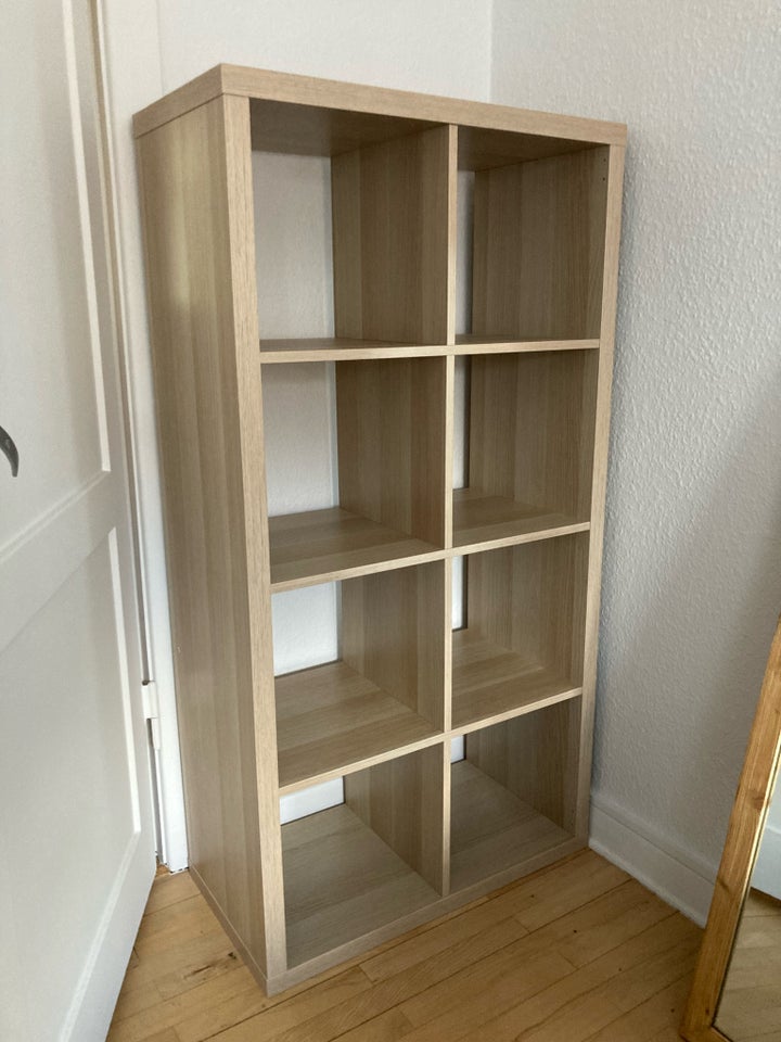 Reol, Ikea, b: 77 d: 40 h: 146