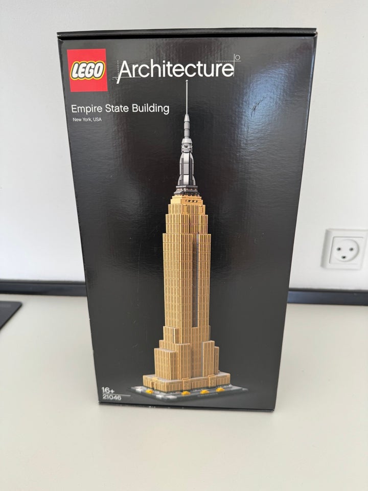 Lego Architecture, 21046 Empire