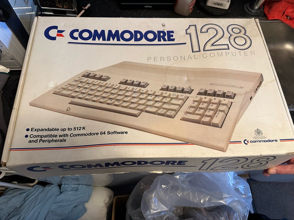 Commodore 128, spillekonsol, God