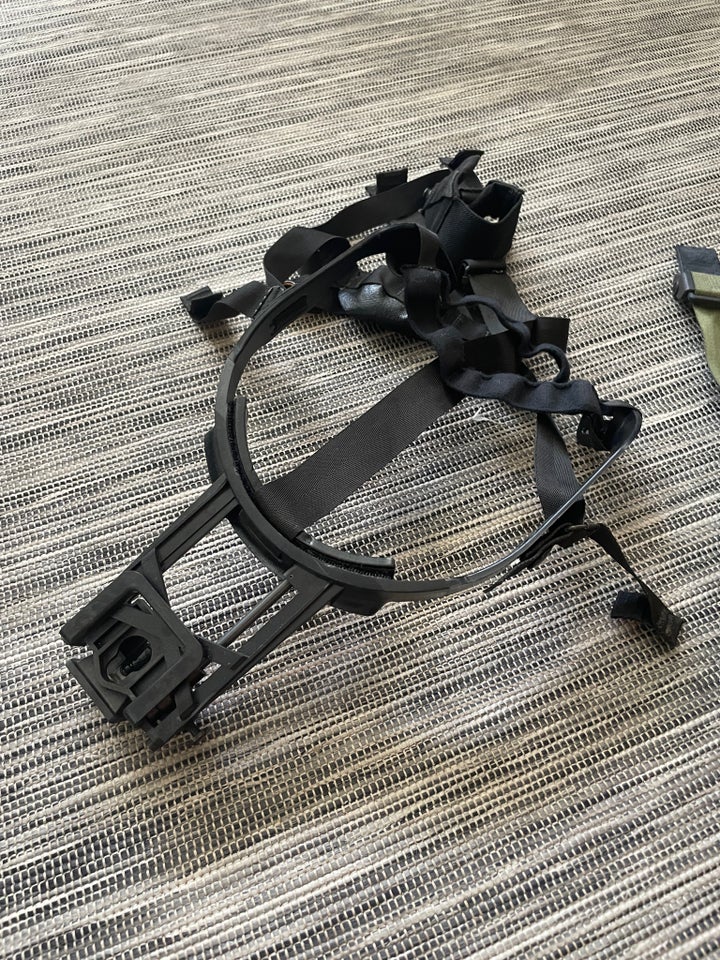 Militær, NVG mount