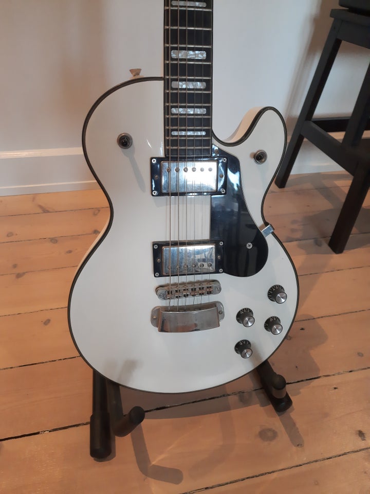 Elguitar, Hagström Swede, white