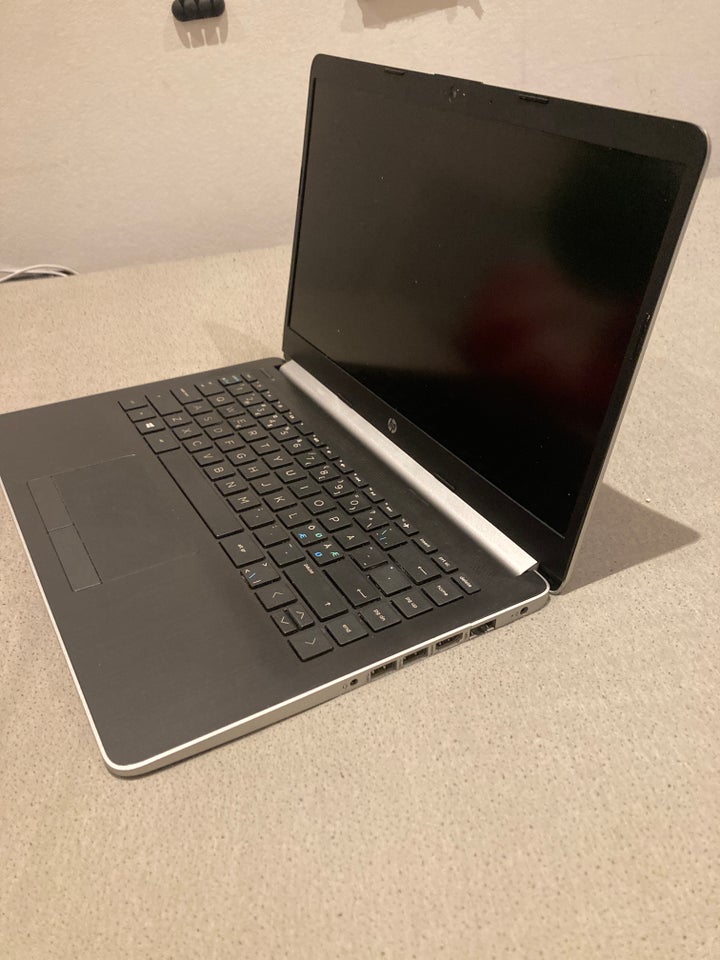 HP, Intel I3 2.4 GHz, 8 GB GB ram