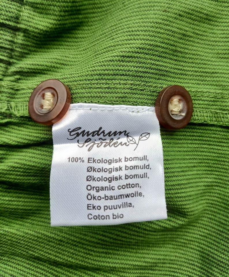 Vest, Gudrun Sjøden, str. 40