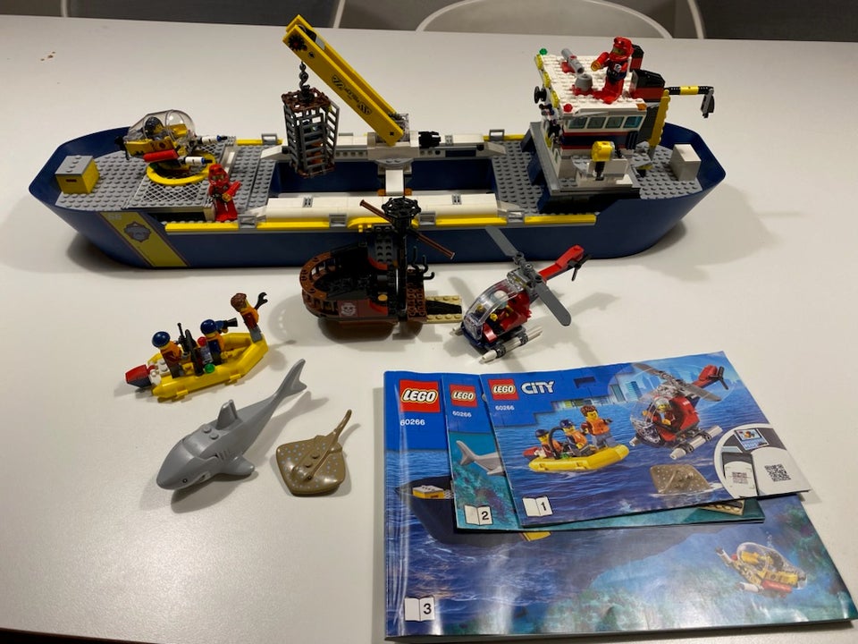 Lego City, 60266