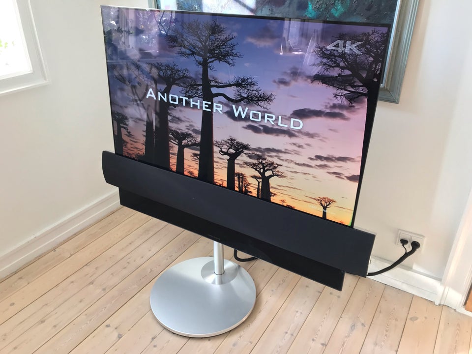 Bang  Olufsen, 55” BeoVision