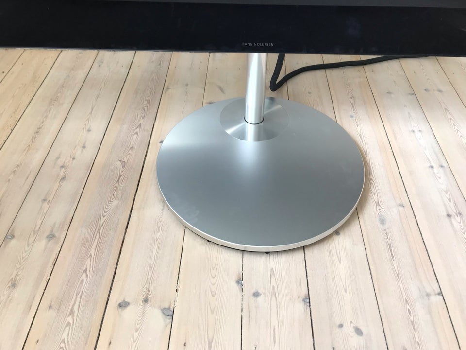 Bang  Olufsen, 55” BeoVision