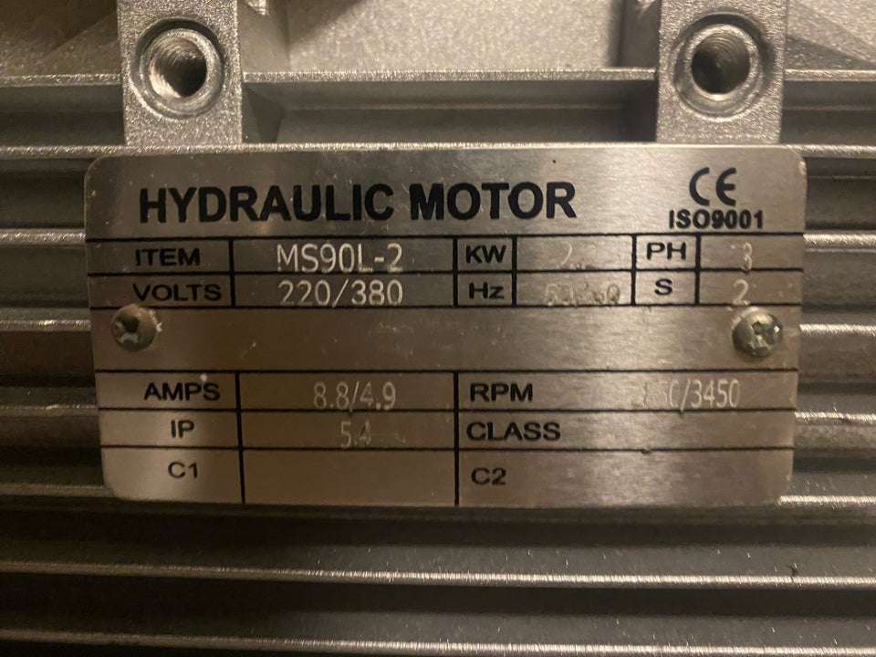 HYDRAULIC MOTOR