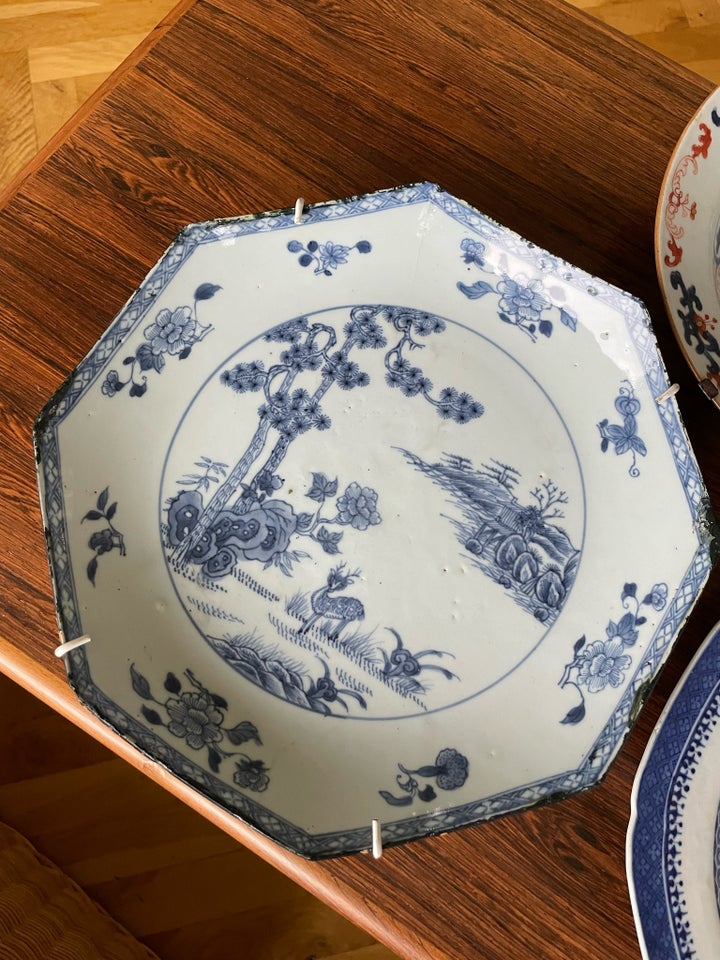 Antikke tallerkener, Porcelæn,