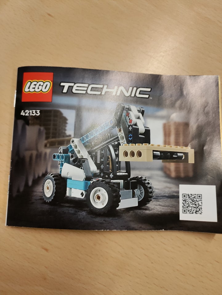 Lego Technic, 42133