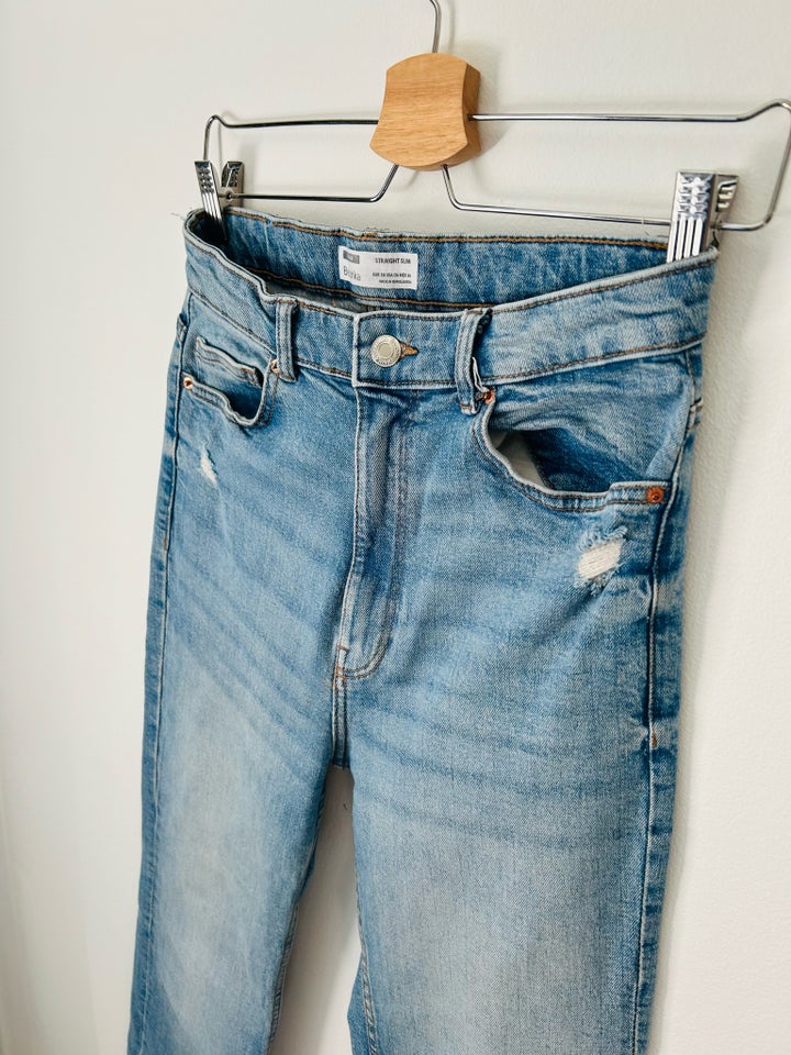 Jeans, Bershka, str. 38