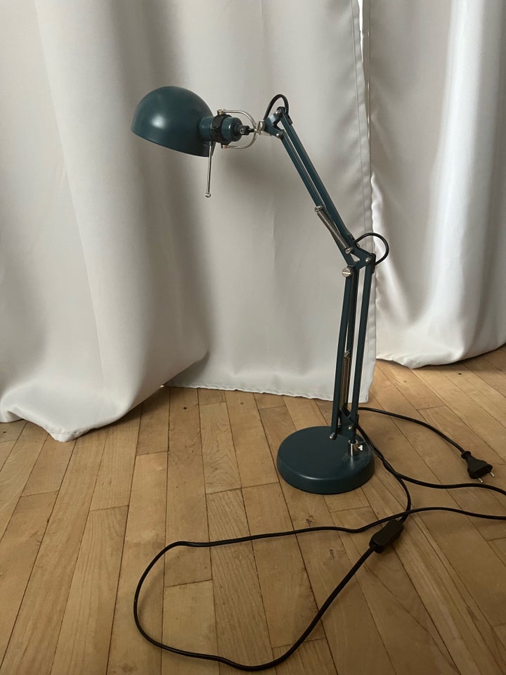 Skrivebordslampe IKEA