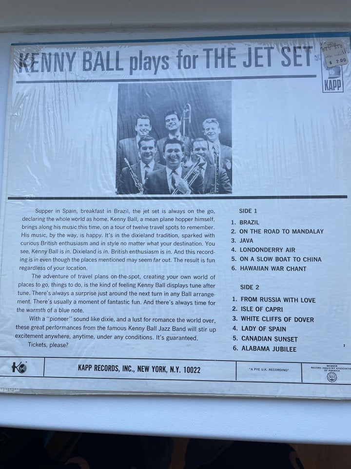 LP, Kenny Ball 1. Press, Plays for