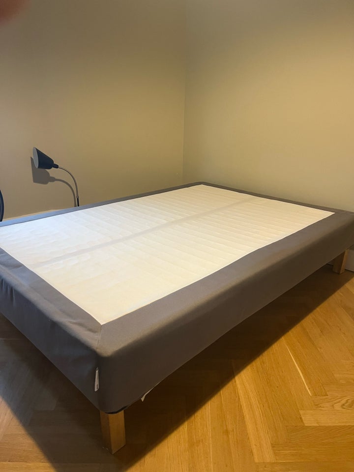 Enkeltseng, IKEA, b: 140 l: 200