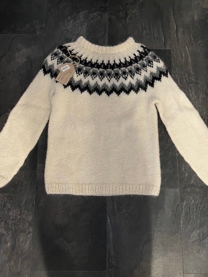 Sweater, Rammagerdin, str. 38