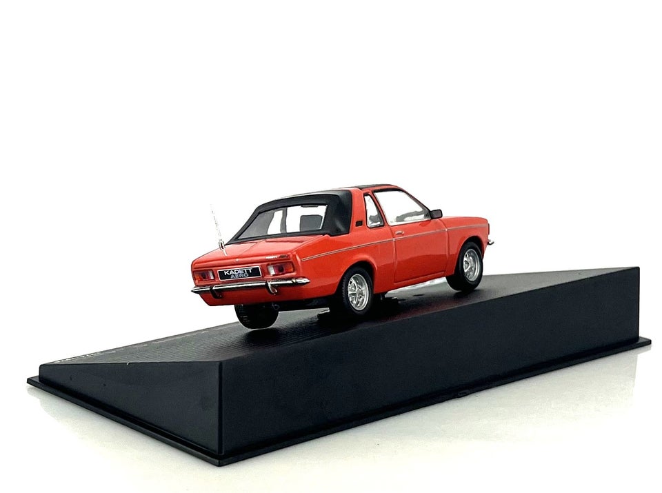 Modelbil, Opel Kadett C Aero