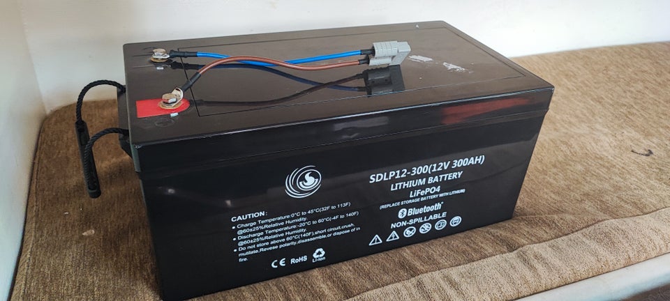 Lifepo4 12 v 300 amp med Bl...